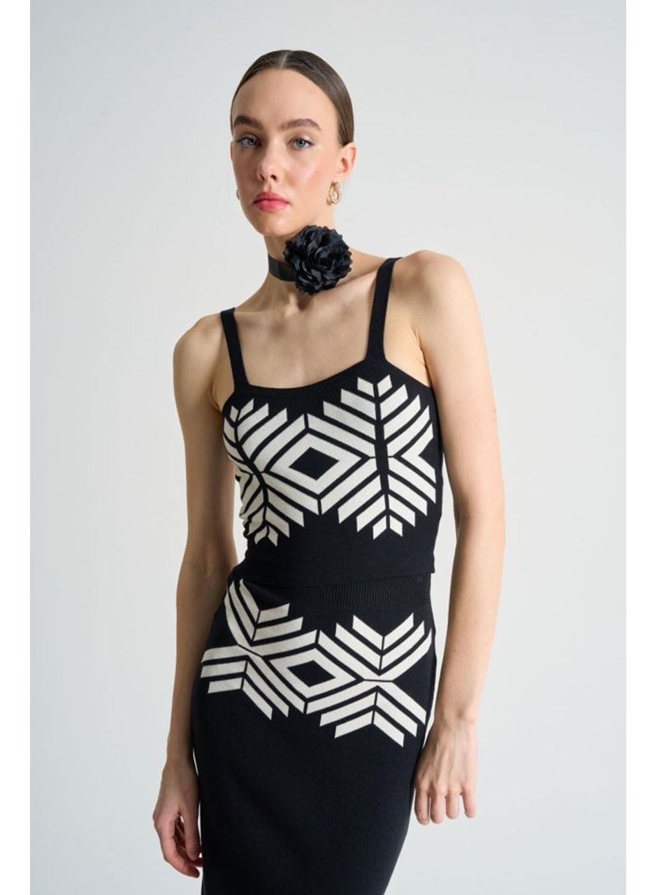 Jakarlı İnce AskılıTriko Takım - Siyah-Beyaz Kayısı