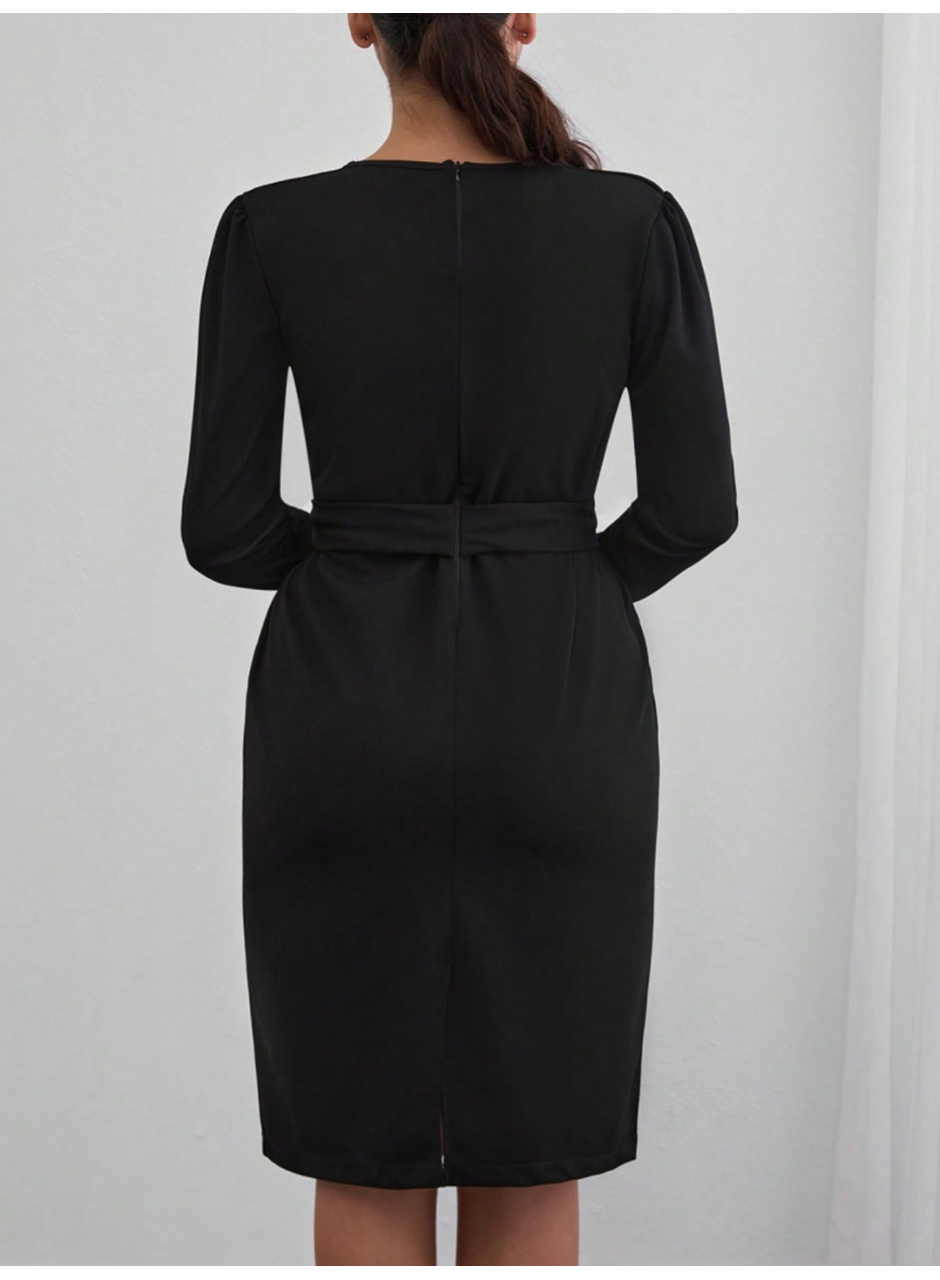 Kadın Uzun Kollu Düğme Detaylı Kendinden Kemerli Ithal Krep Elbise