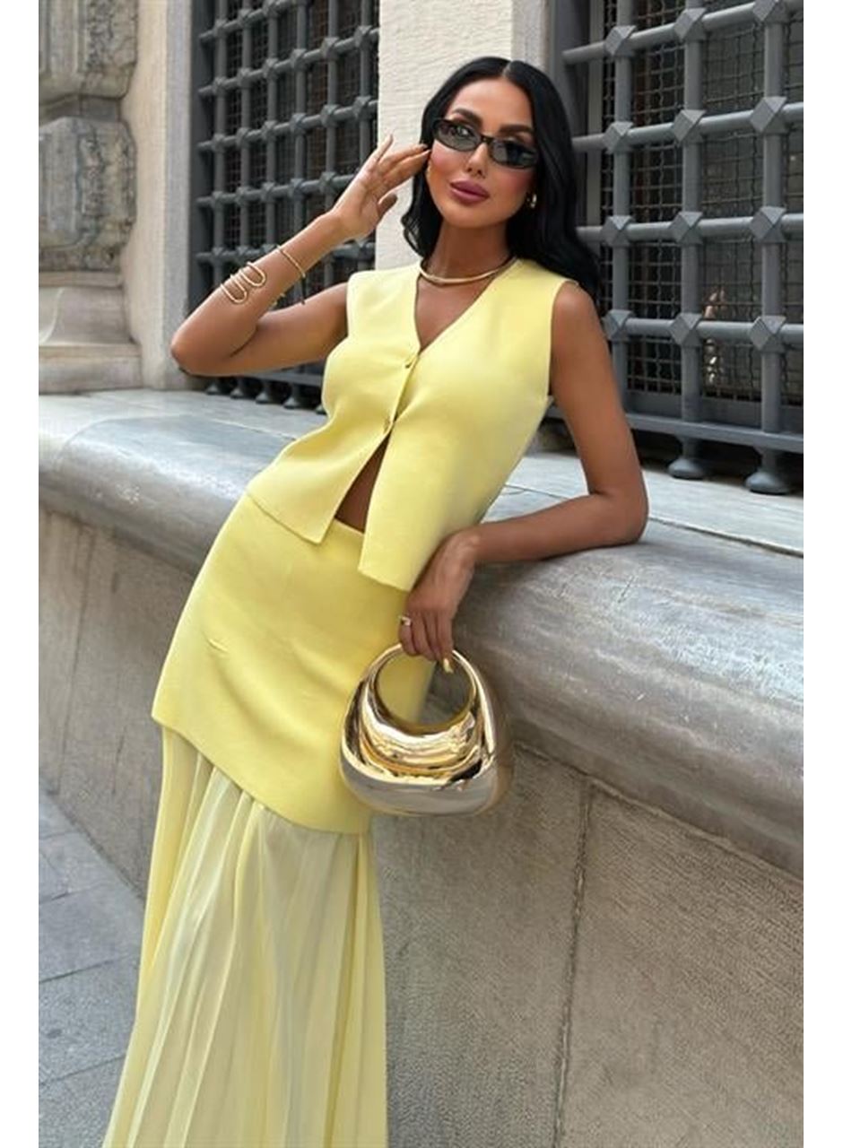 Yelekli Ve Pilise Etekli Triko Takım 10001