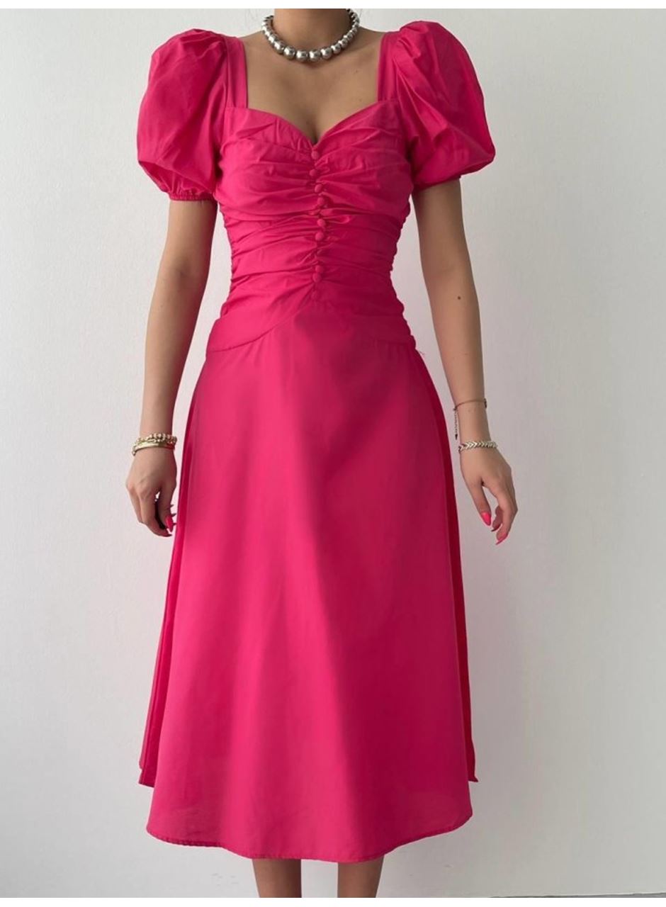 Kare Yaka Düğmeli Elbise