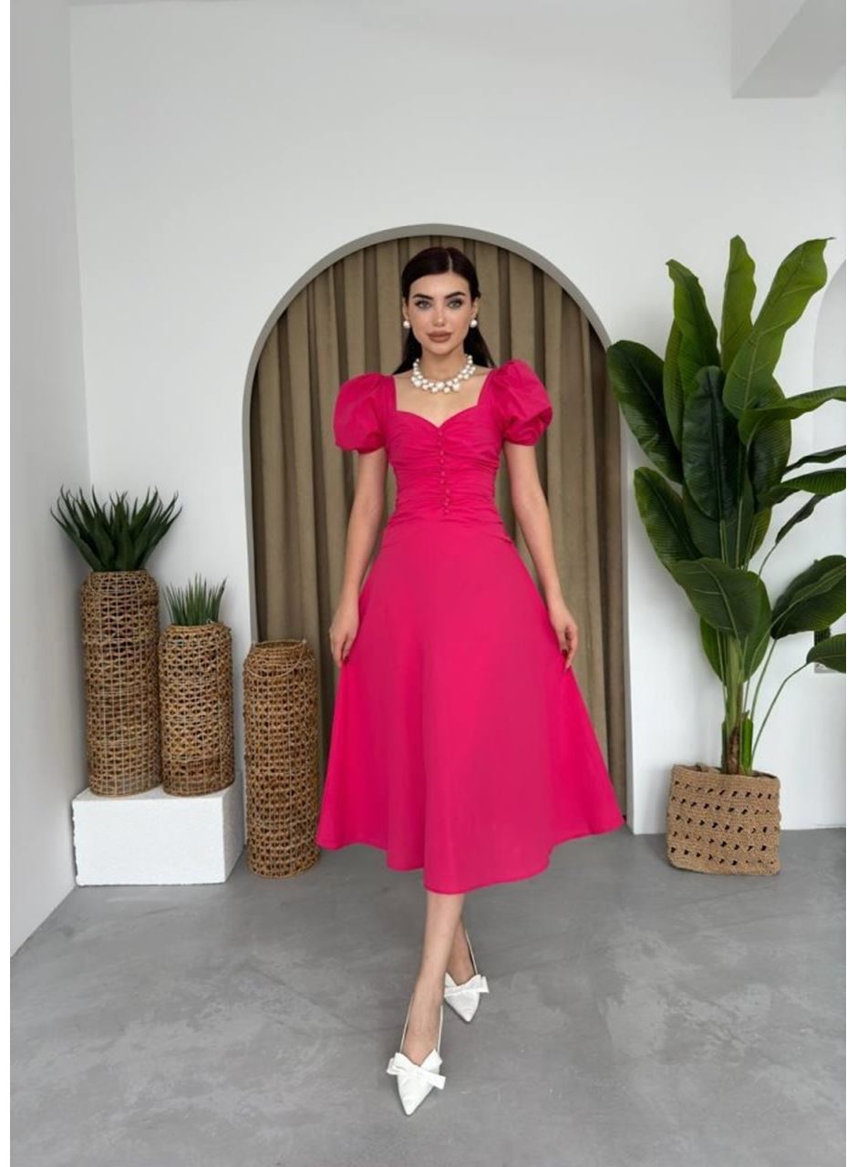 Kare Yaka Düğmeli Elbise