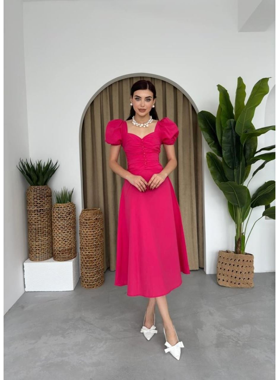 Kare Yaka Düğmeli Elbise