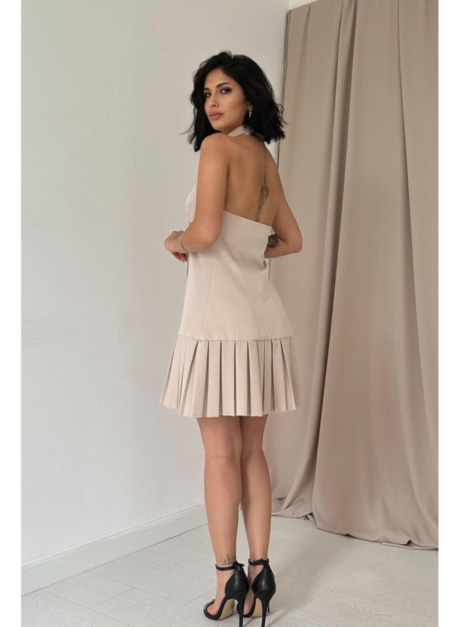 Bej Sırtı Açık Ceket Yakalı Elbise