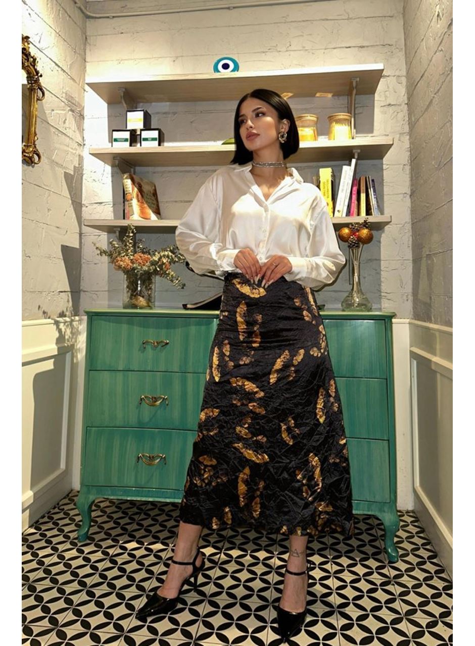 Siyah Baskılı Kroşetalı Etek