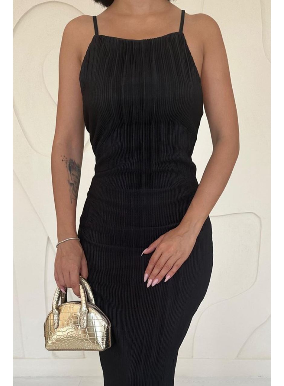 Siyah Piliseli Halter Boyun Elbise