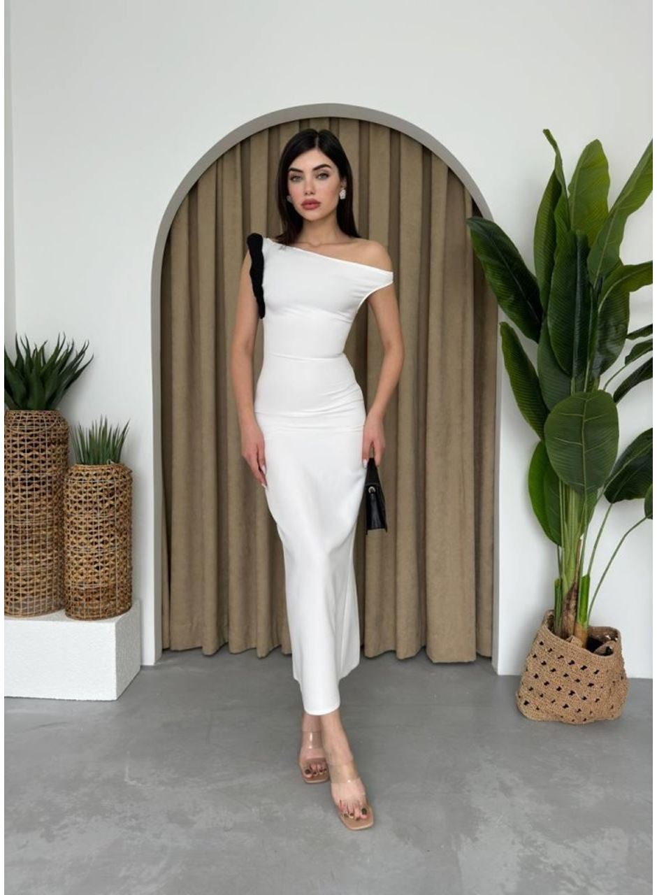 Jovani Omuz Detaylı Elbise