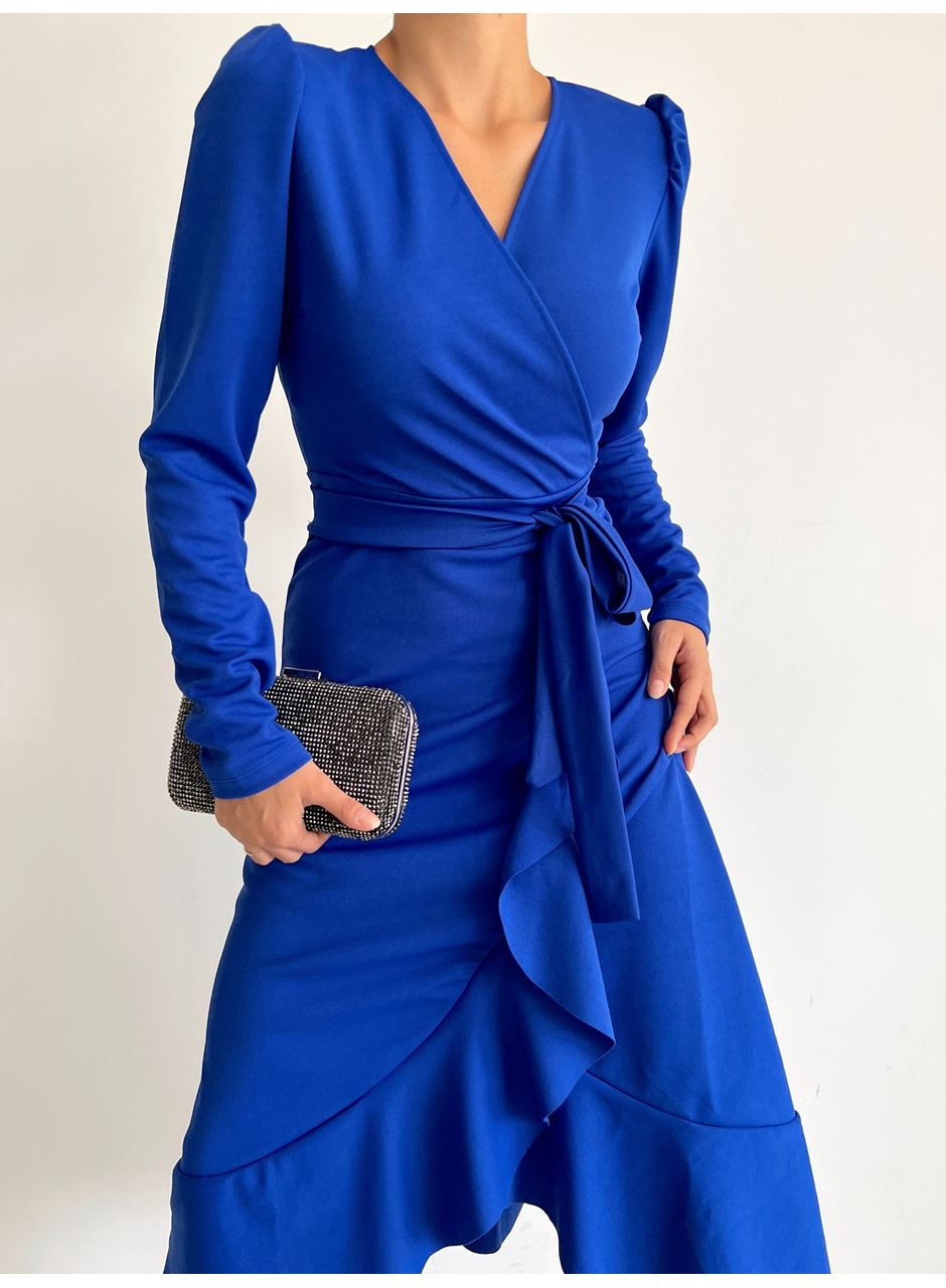 Krep Kumaş Midi Boy Kuşaklı Uzunkol Elbise