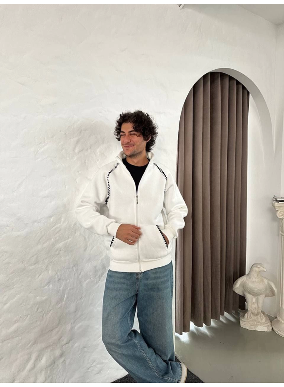 Erkek Oversize Dik Yaka Fermuarlı Sweatshirt - Zincir Nakışli Kanguru Cepli - Beyaz