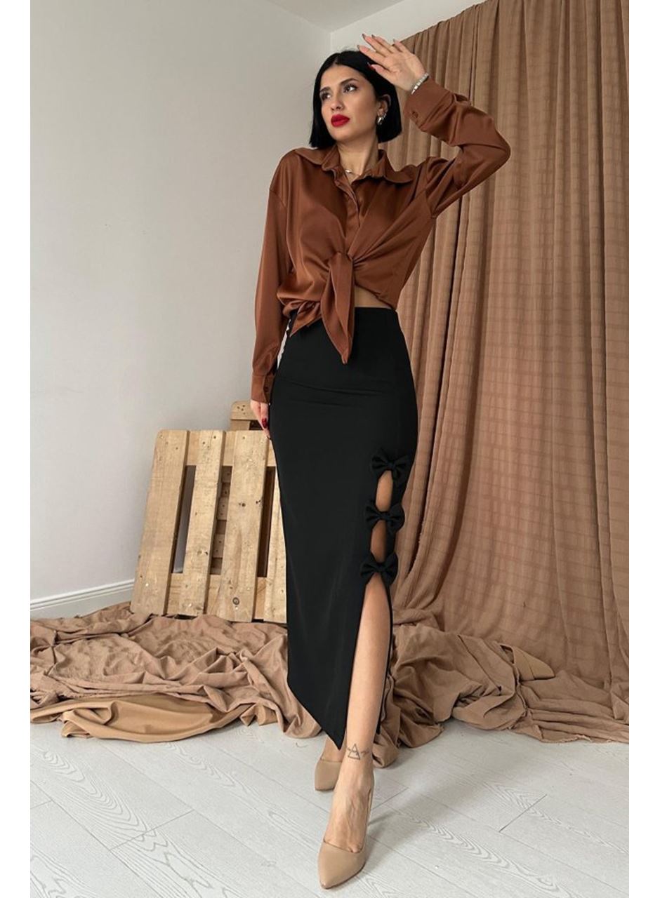 Siyah Fiyonk Detaylı Etek