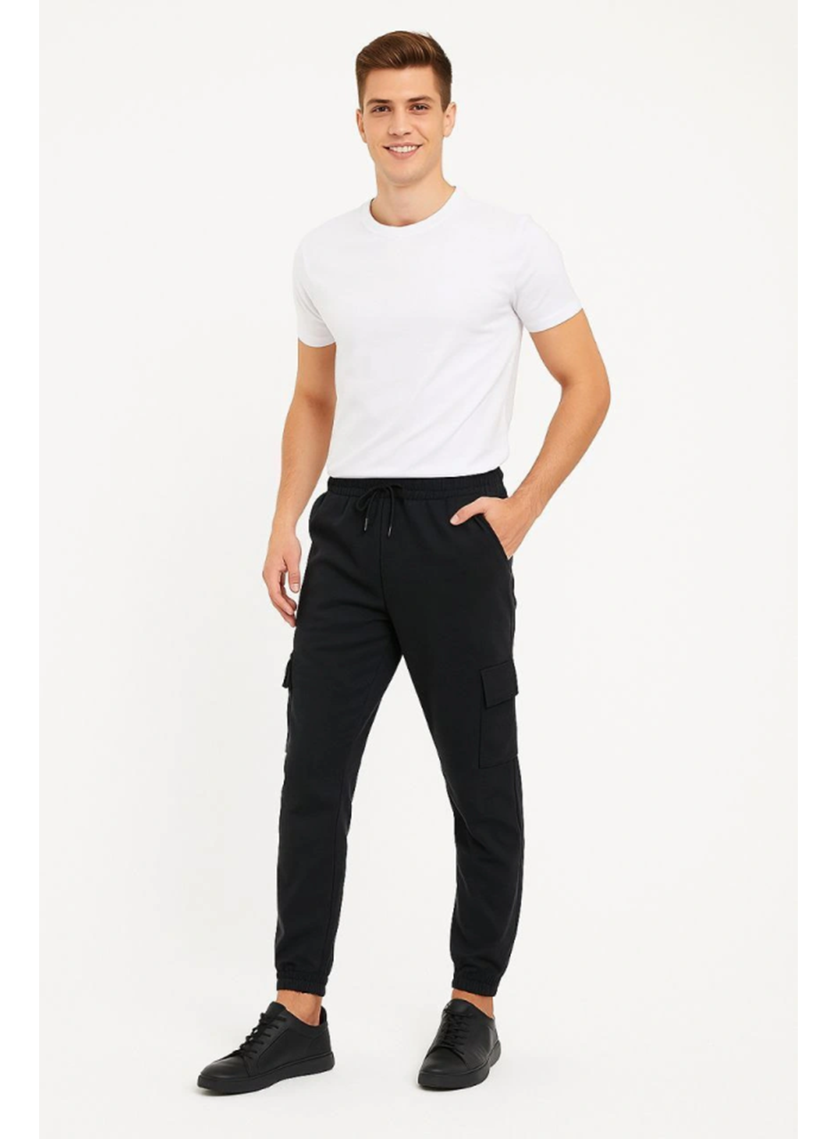 Erkek Siyah Jogger Eşofman Altı Rahat Kalıp, Kargo Cepli, Lastikli Paça, Günlük Spor Pantolon - Siyah