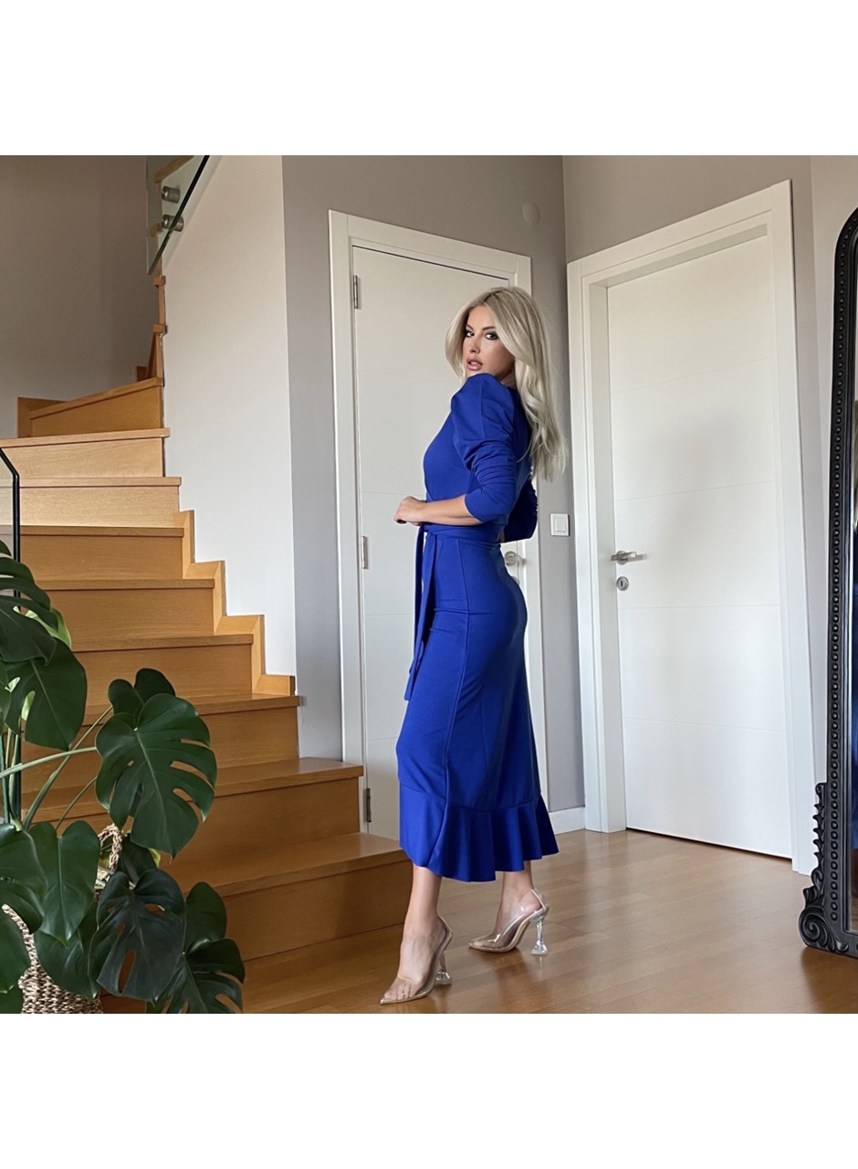 Krep Kumaş Midi Boy Kuşaklı Uzunkol Elbise