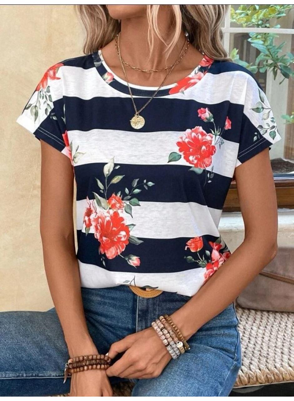 Kadın Çiçek Desenli Yatay Şeritli Bisiklet Yaka Tişört