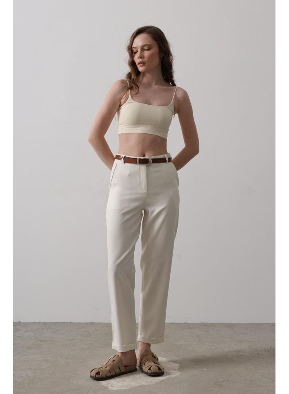 Kemerli Havuç Pantolon - Ekru