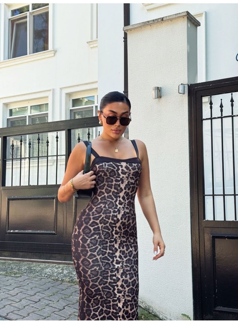 Kadın Dalgıç Kumaş Dijital Leopar Baskılı Midi Boy Elbise