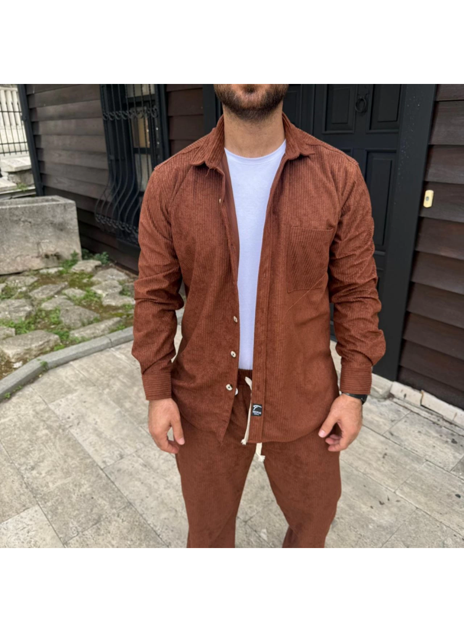 Erkek Kadife Oversize Takım – Gömlek Ve Pantolon İkili Set Füme Corduroy Şıklığı, Rahat Ve Zarif Duruş Yumuşak Dokulu Kadife Kumaş, Düğmeli Gömlek Üst Ve Lastikli Pantolon Alt Parça Ile Gün Boyu Konfor- Kiremit