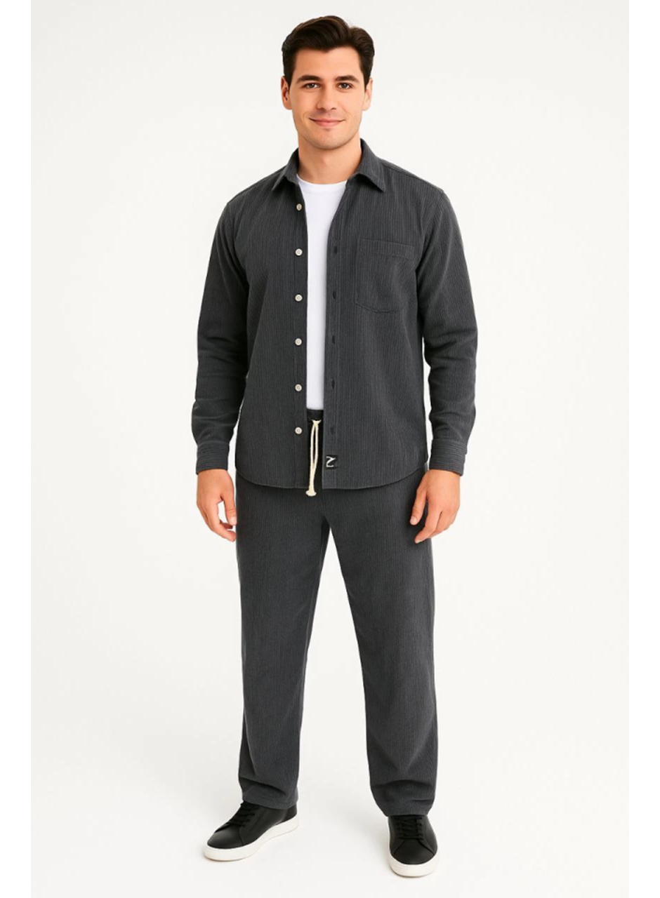 Erkek Kadife Oversize Takım – Gömlek Ve Pantolon İkili Set Füme Corduroy Şıklığı, Rahat Ve Zarif Duruş Yumuşak Dokulu Kadife Kumaş, Düğmeli Gömlek Üst Ve Lastikli Pantolon Alt Parça Ile Gün Boyu Konfor- Füme