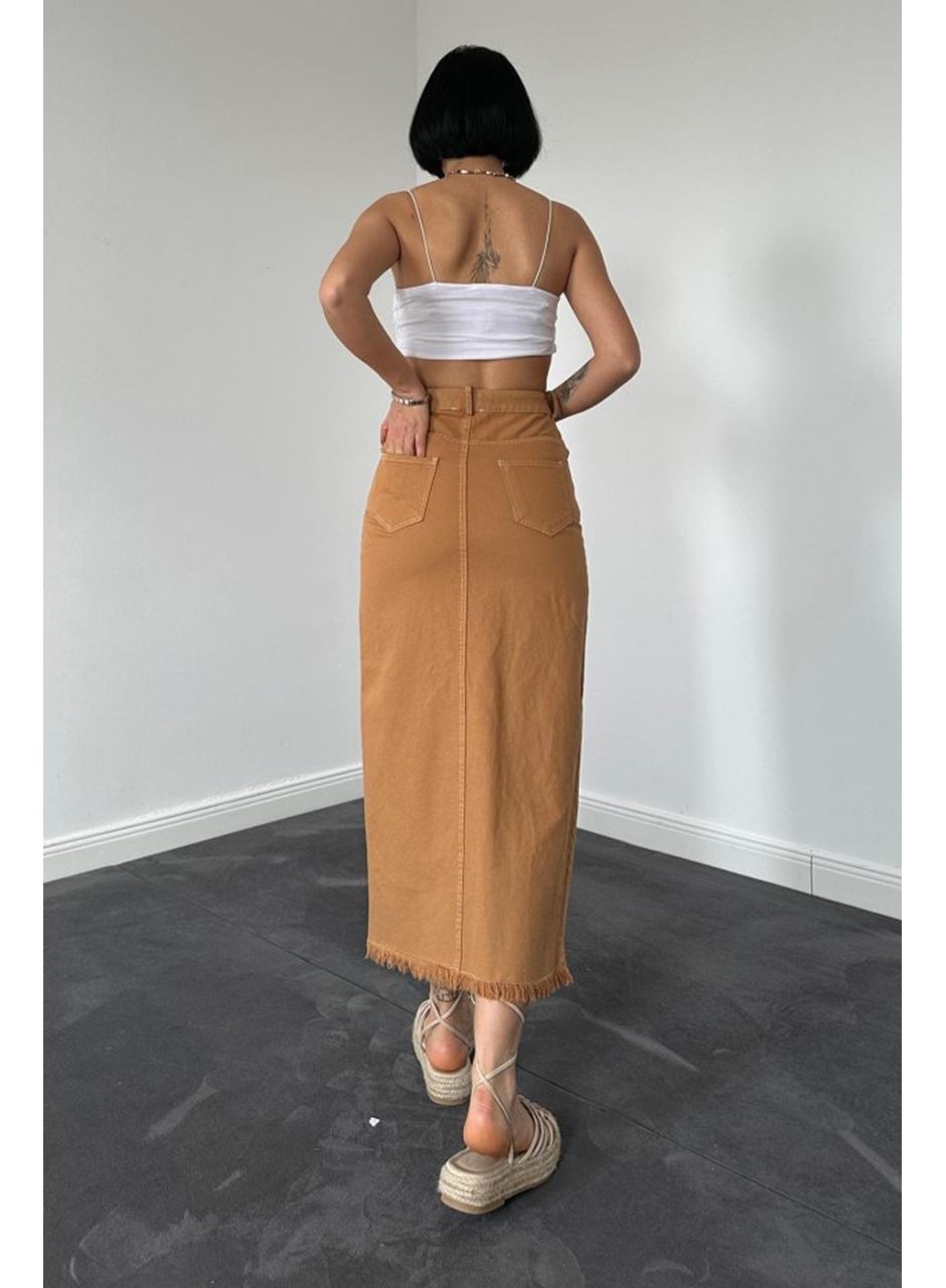 Camel Gabardin Boyamalı Püsküllü Etek