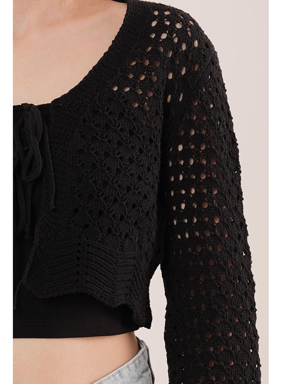 Ön Bağlamalı Ajurlu Crop Siyah Hırka