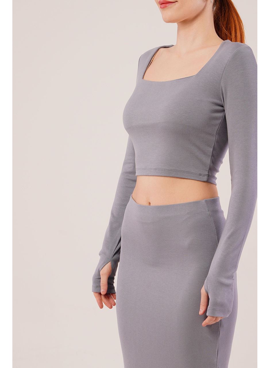 Kare Yaka Bluz Ve Yırtmaç Detaylı Etek İkili Gri Takım