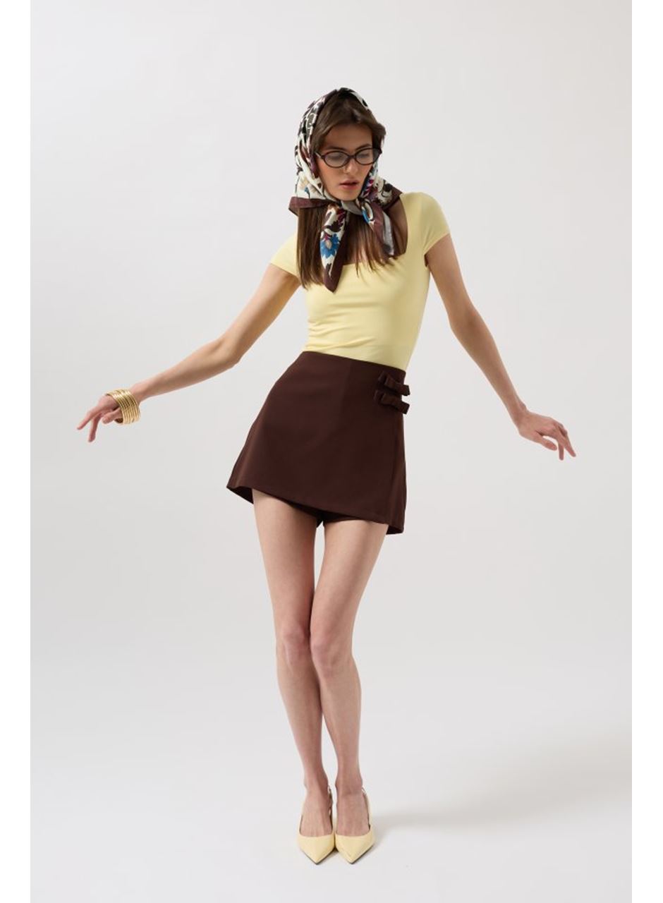 Fiyonk Detay Mini Etek