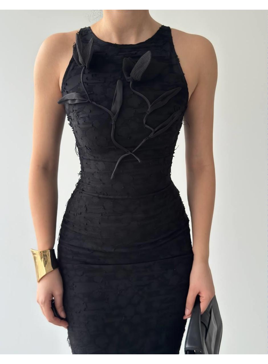 Lers Çiçek Detaylı Elbise