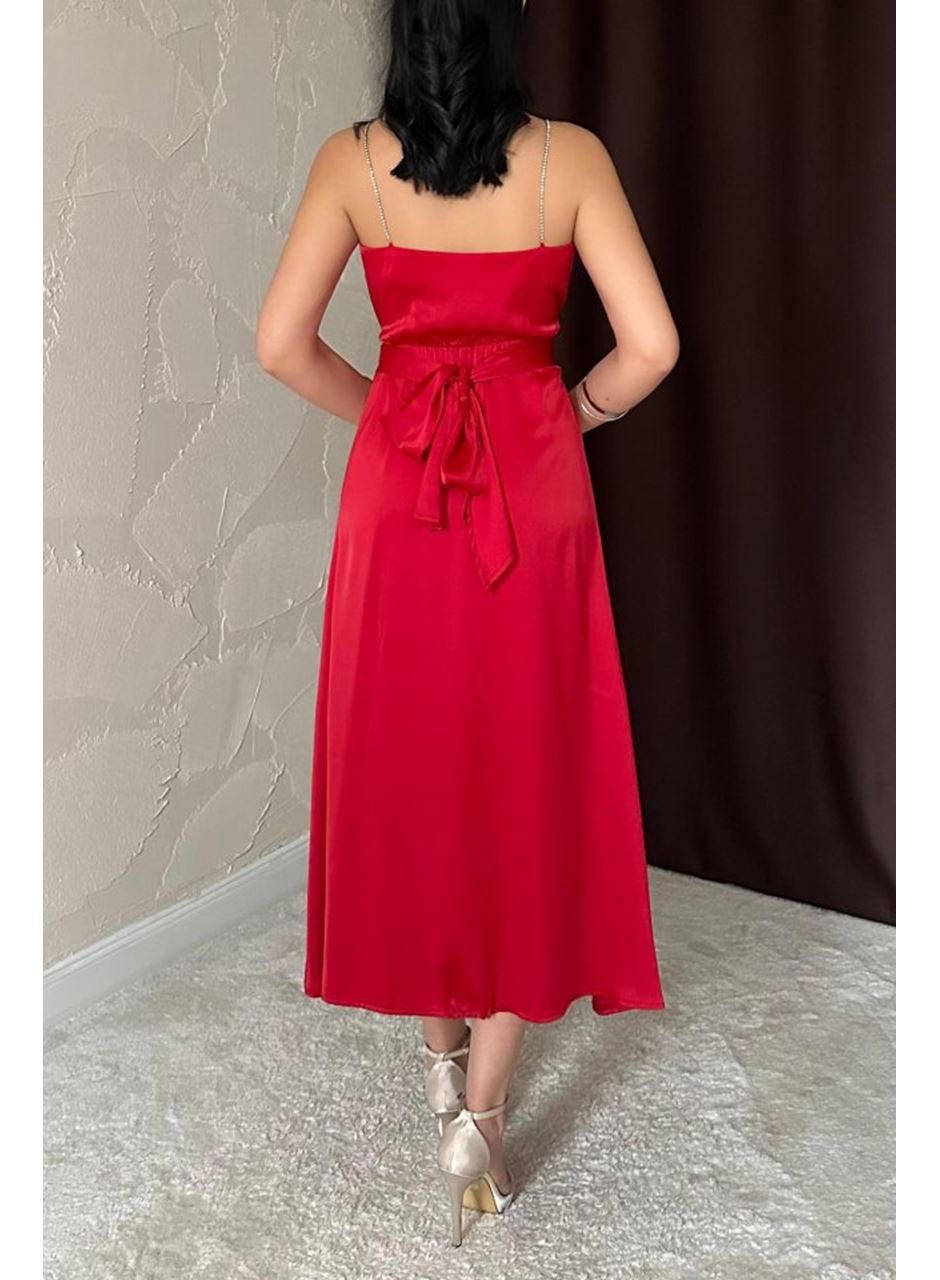 Kırmızı Taş Askılı Prenses Elbise