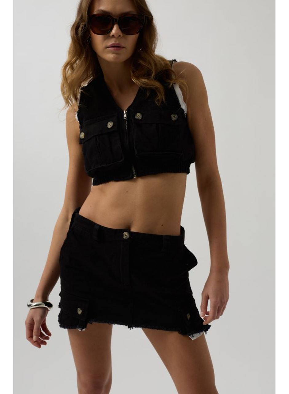 V Yaka Düğmeli Crop Yelek