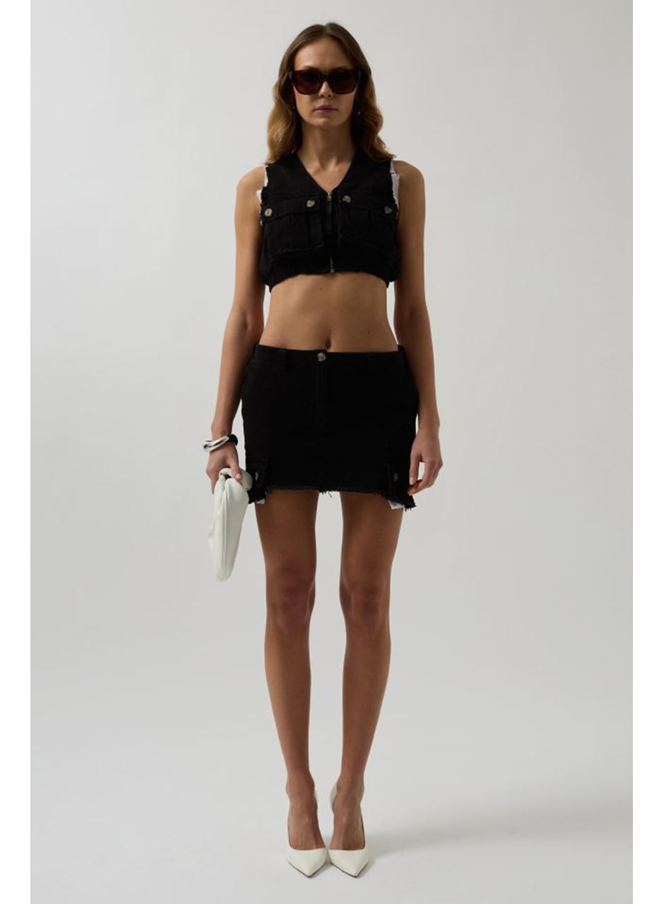 V Yaka Düğmeli Crop Yelek