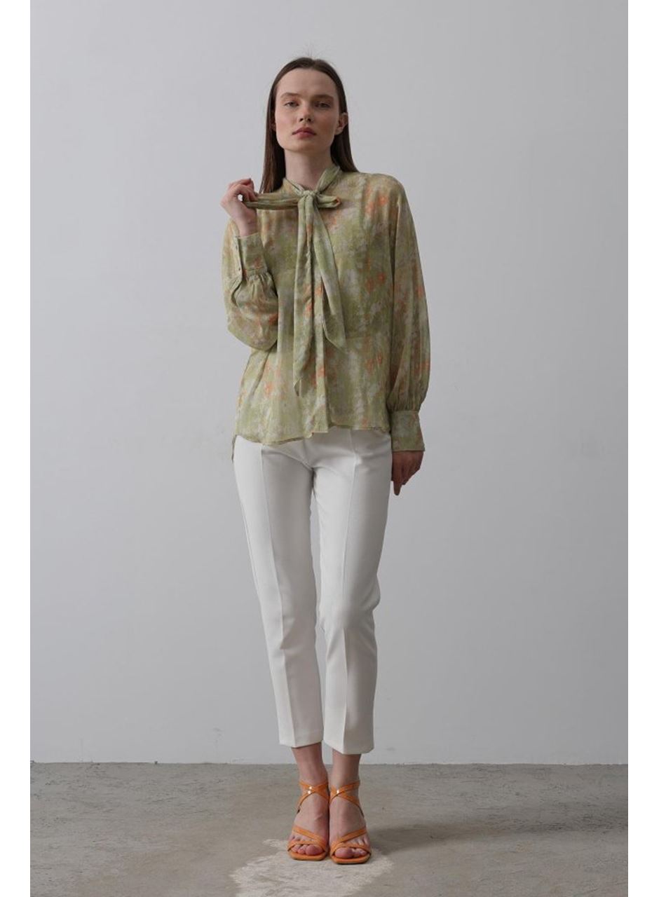 Yakası Fularlı Şifon Gömlek - Fıstık Yeşili