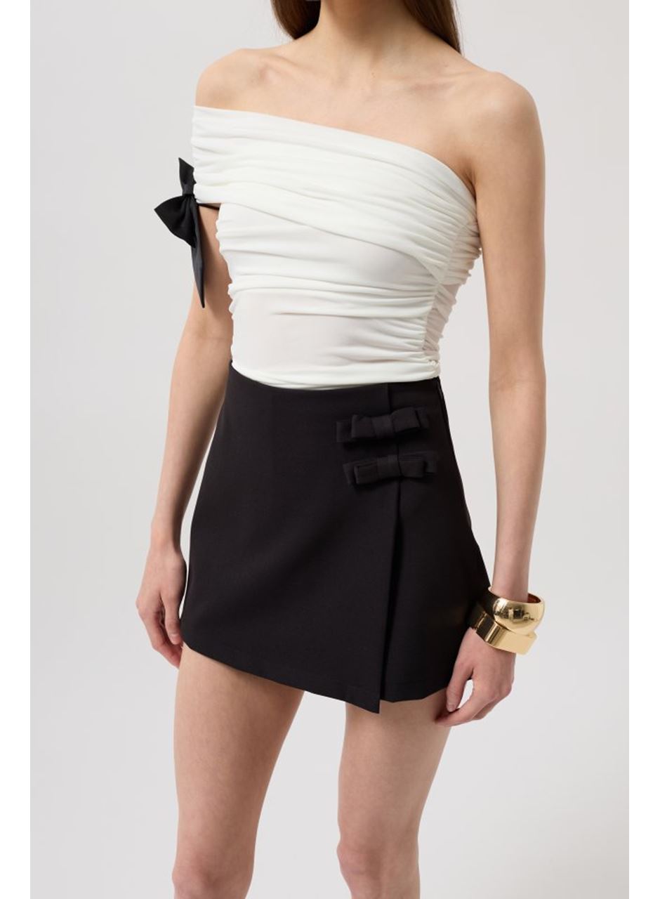 Fiyonk Detay Mini Etek