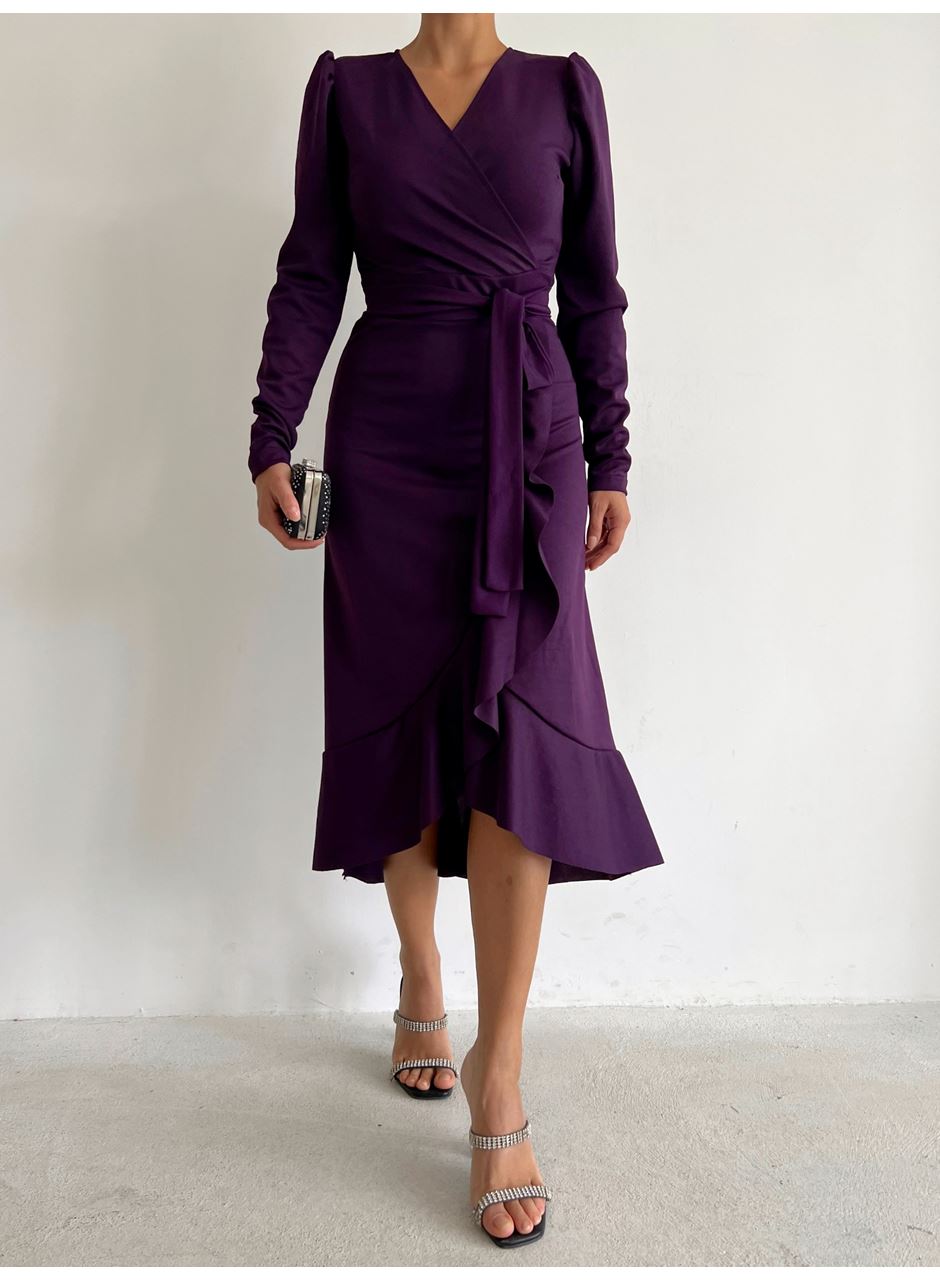 Krep Kumaş Midi Boy Kuşaklı Uzunkol Elbise