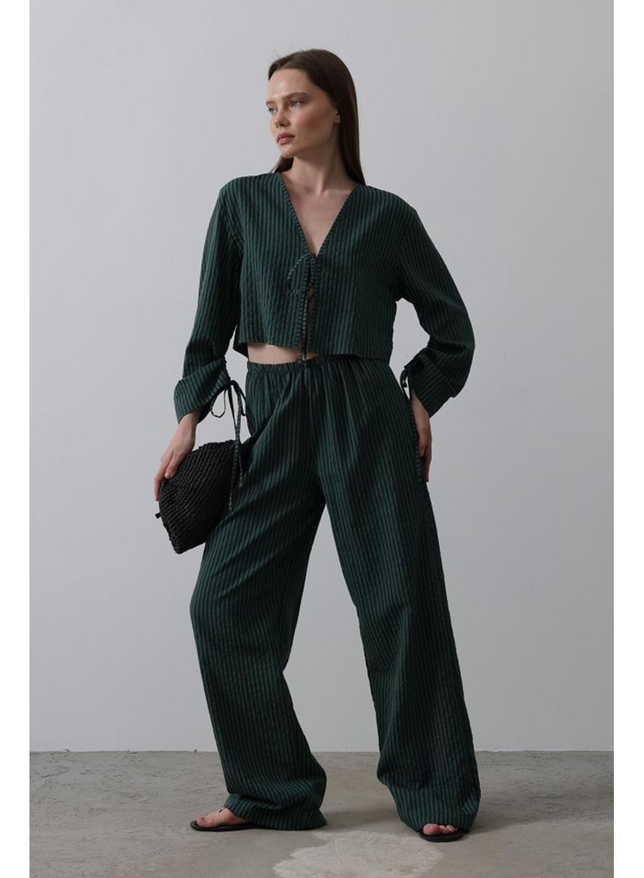 Önü Bağlamalı Crop Takım - Yeşil