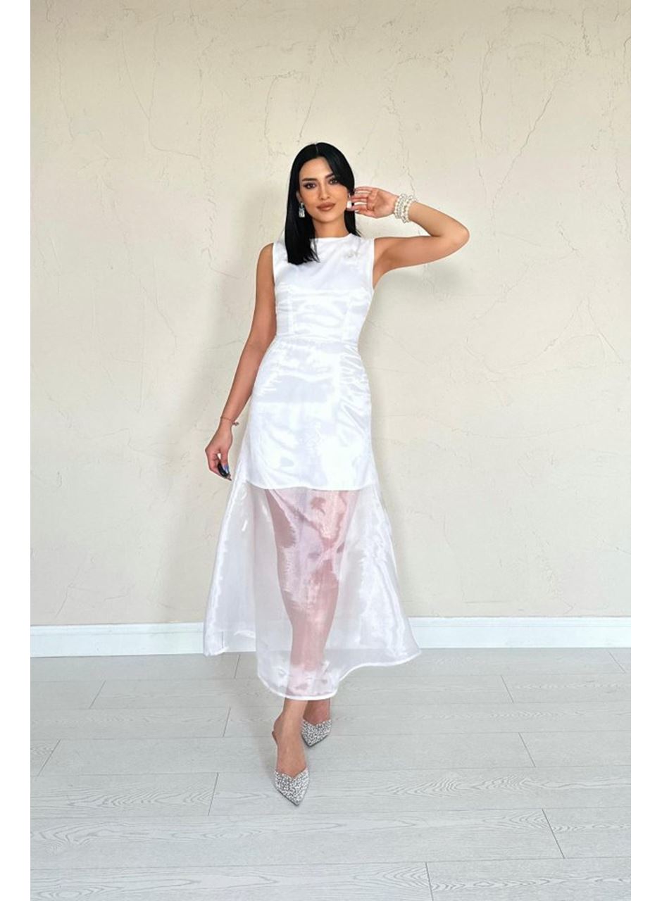 Beyaz Organze Detaylı Atlas Elbise