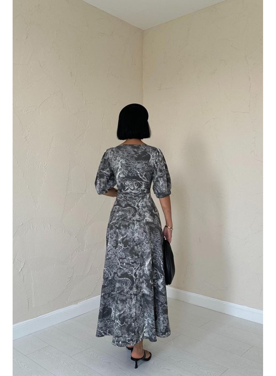 Haki Önü Düğmeli Kalp Yaka Elbise