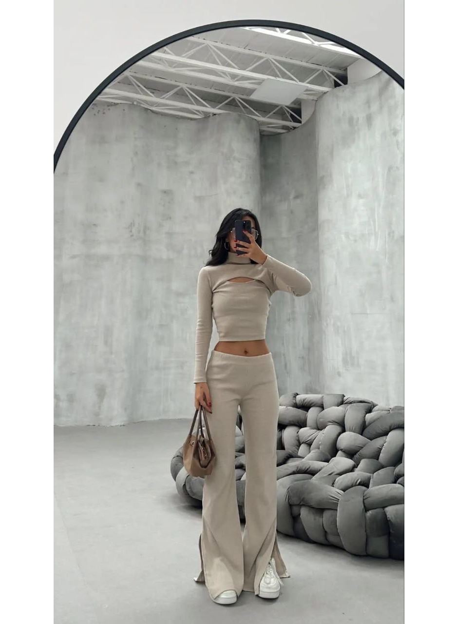 Kadın Uzun Kollu Pencere Detay Göğüs Dekolteli Bluz Ve Bol Paça Pantolon Ikili Takim