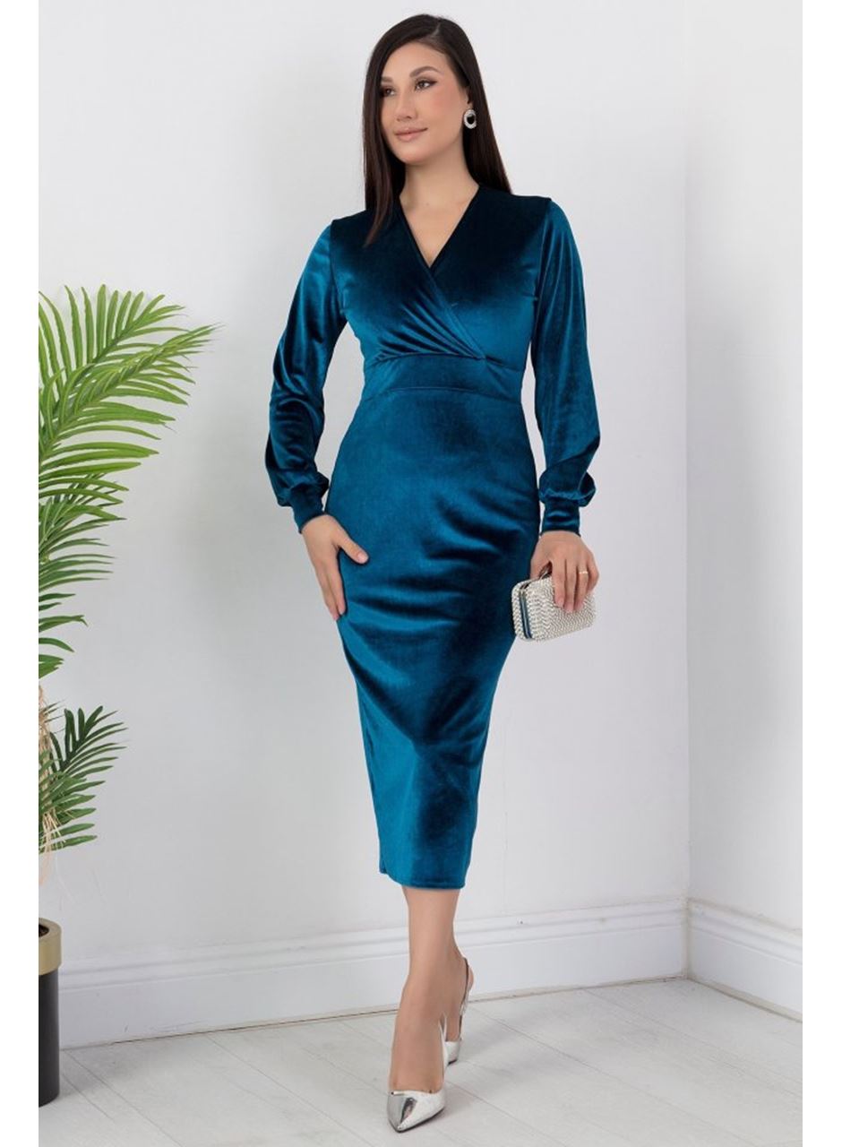 Kadın Kadife Kumaş Manşetli V Yaka Şık Kalem Elbise