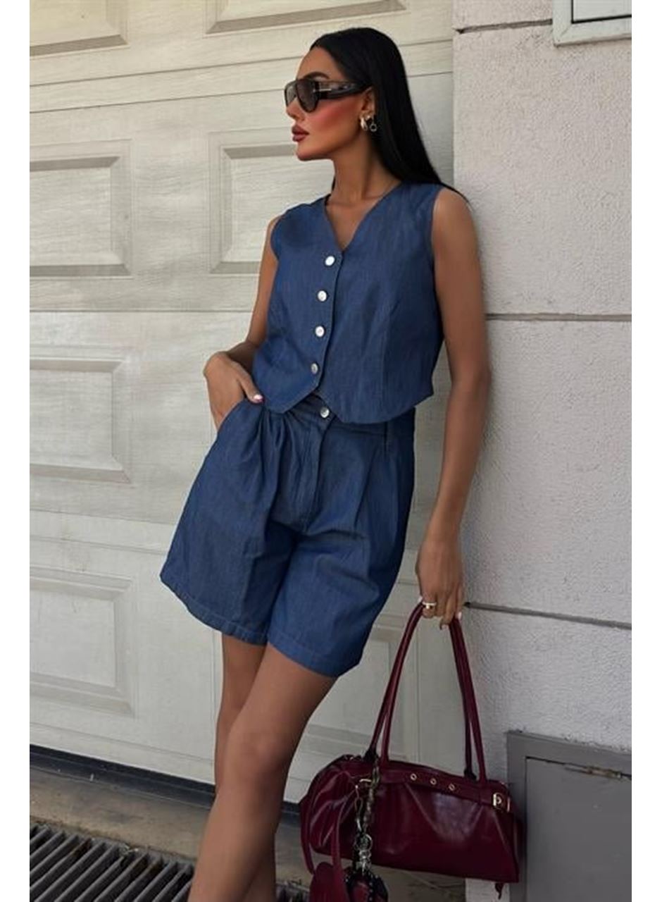 Gümüş Düğmeli Yelek Ve Şort Tensel Takım 10174