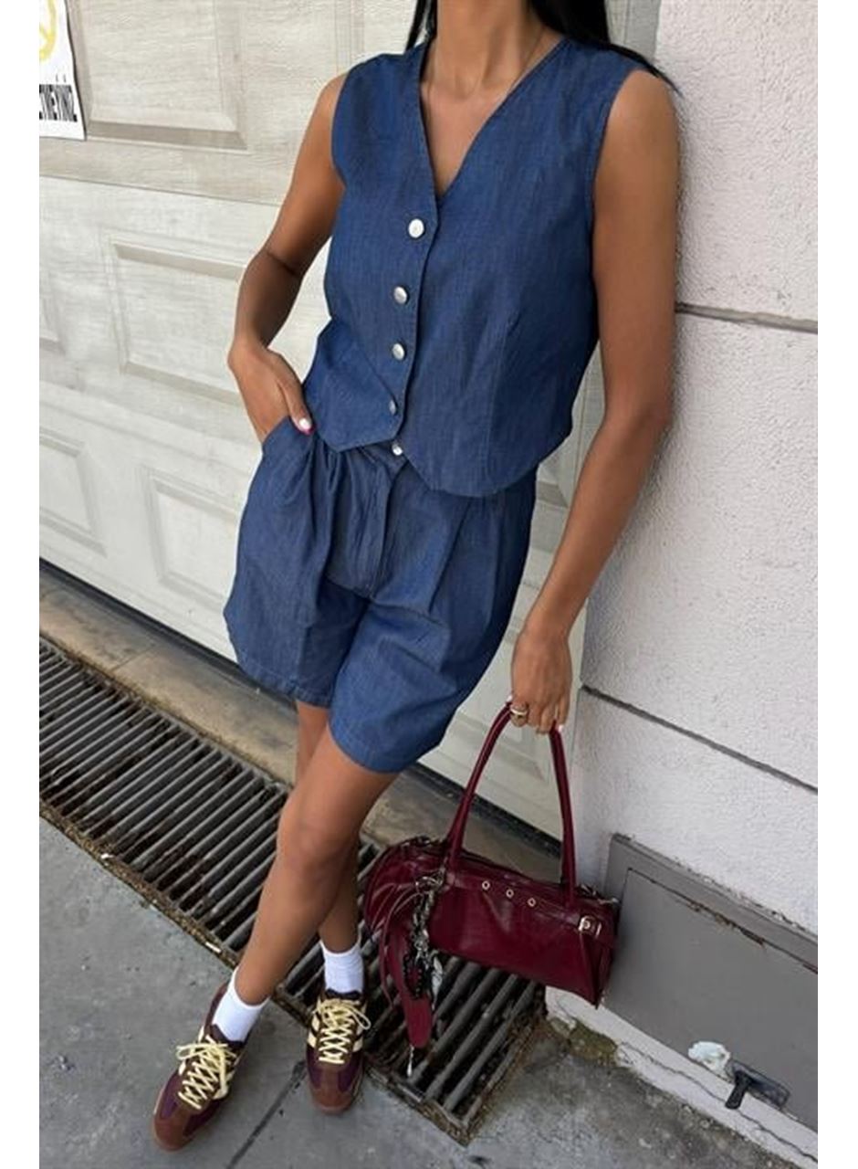 Gümüş Düğmeli Yelek Ve Şort Tensel Takım 10174