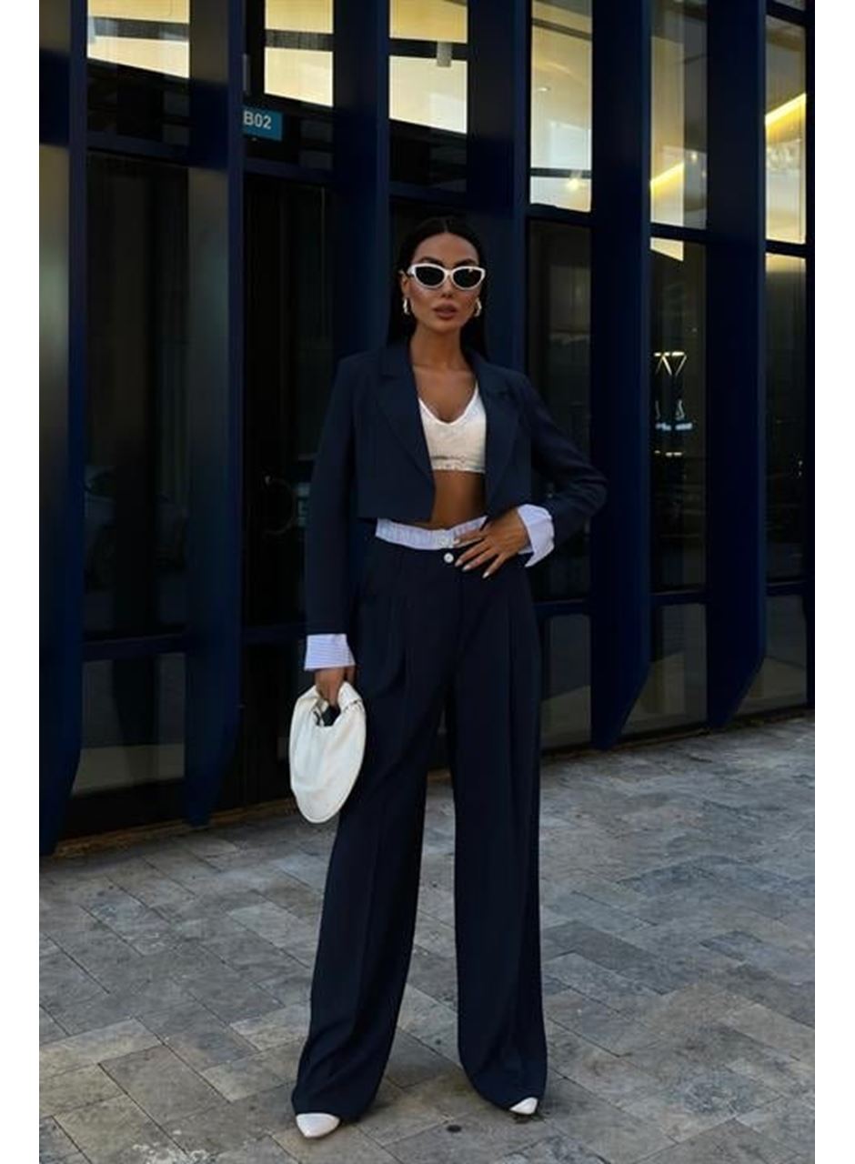 Garni Detaylı Crop Ceketli Takım 10075