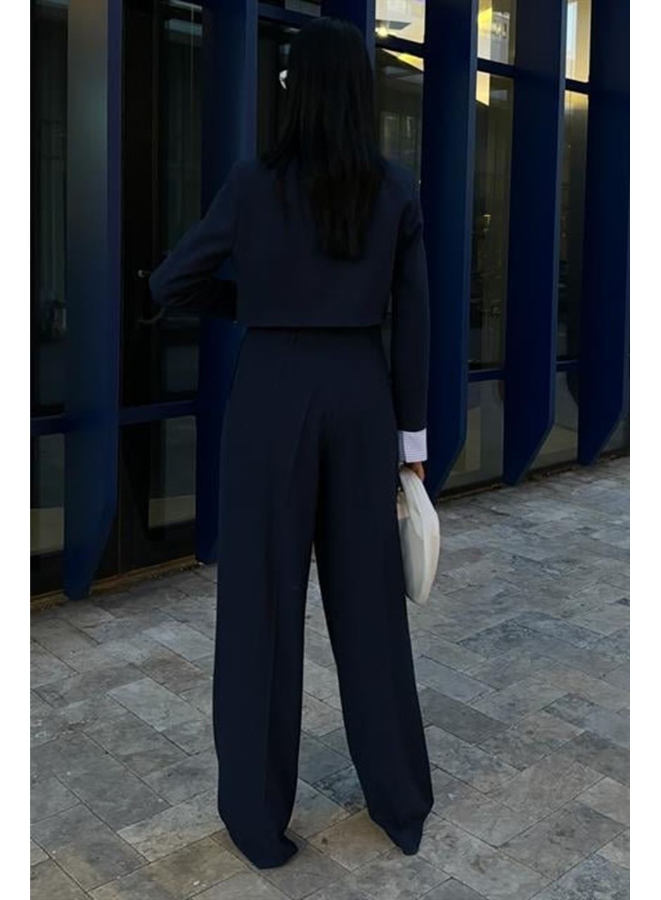 Garni Detaylı Crop Ceketli Takım 10075