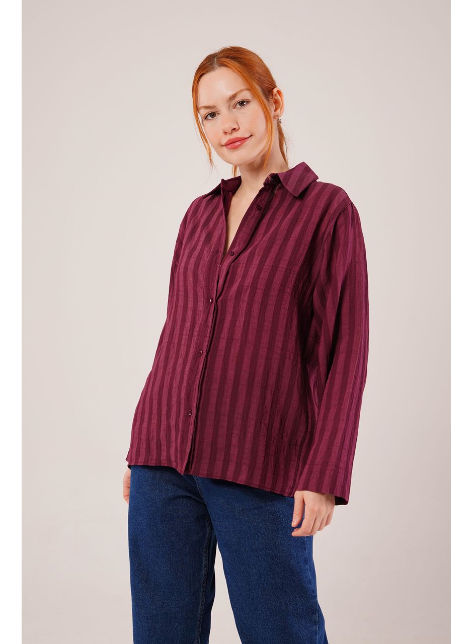 Düğmeli Ve Çizgi Detaylı Bordo Gömlek