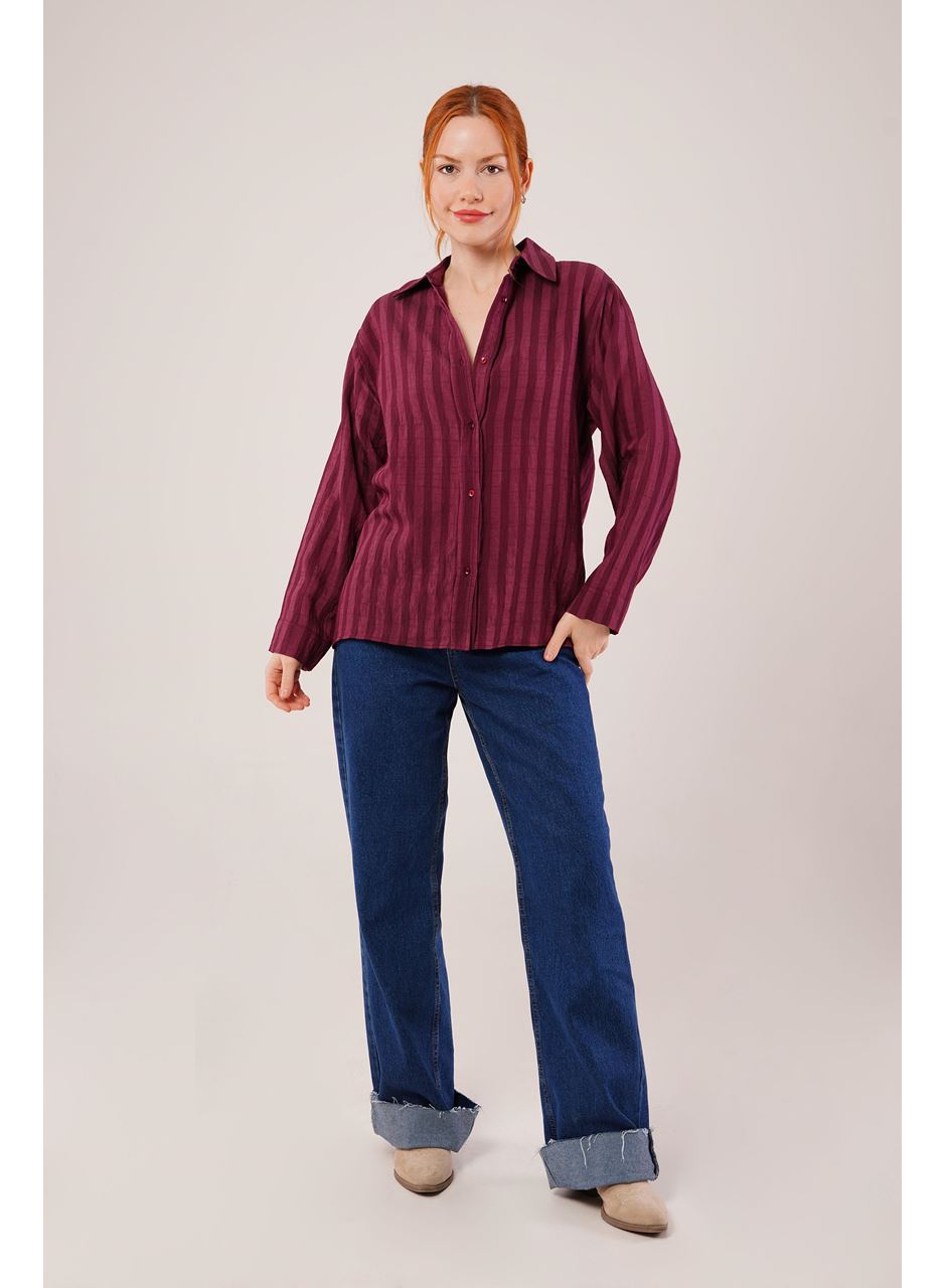 Düğmeli Ve Çizgi Detaylı Bordo Gömlek