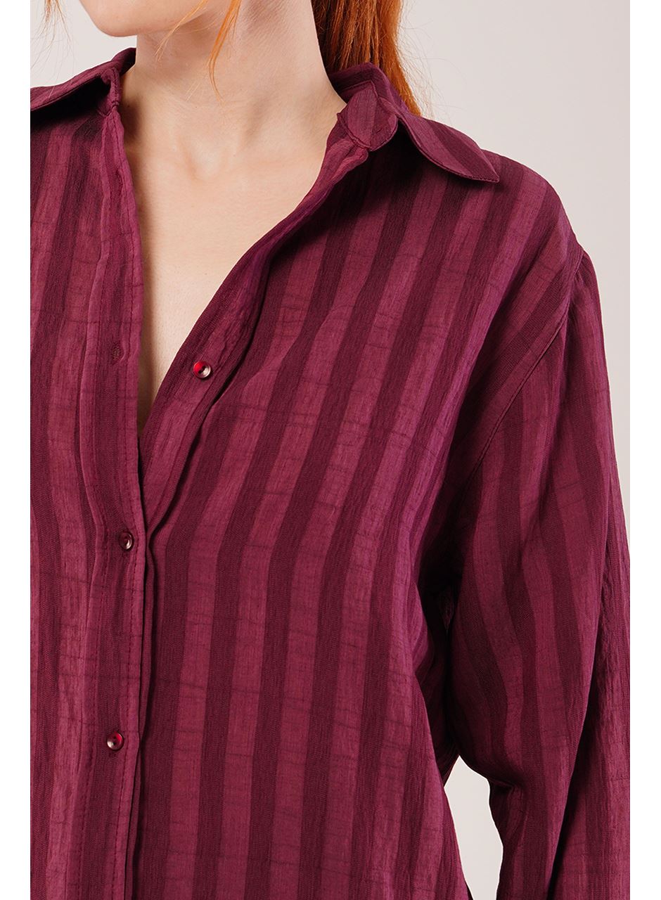 Düğmeli Ve Çizgi Detaylı Bordo Gömlek