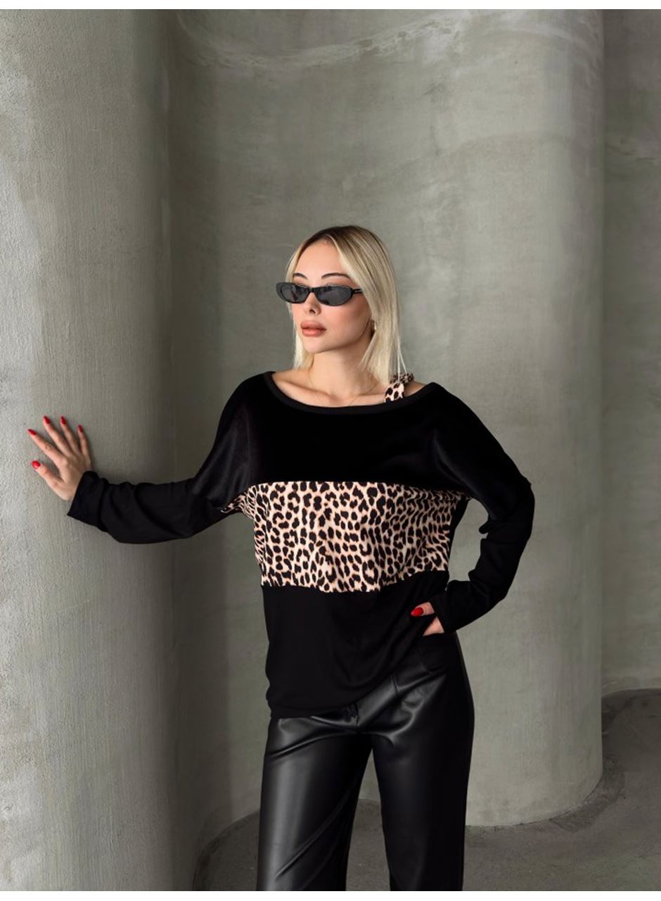 Kadın Kadife Kumaş Leopar Desenli Omuz Detay Uzun Kollu Bluz