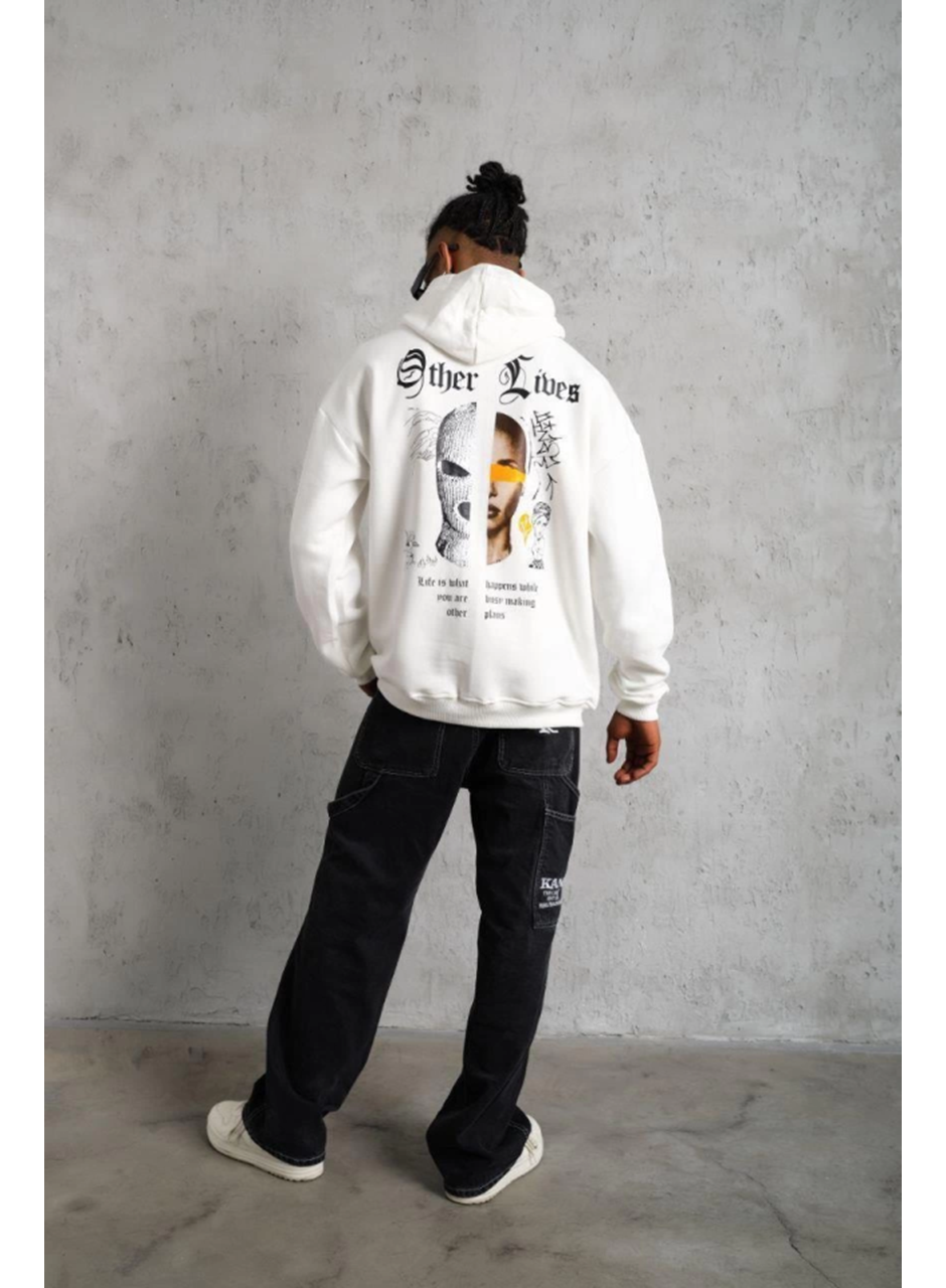 Oversize Üç İplik Şardonlu Kapüşonlu Sweatshirt – Beyaz “Other Lives” Ön Ve Arka Baskılı, Kanguru Cepli, Ribanalı Rahat Kışlık Model Beyaz