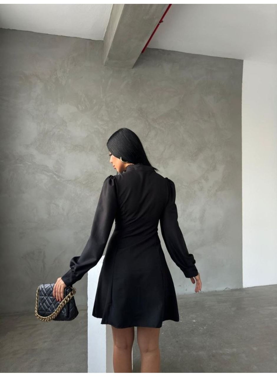 Kadın Uzun Kollu Balıkçı Yaka Göğüs Detay Diz üstü Elbise