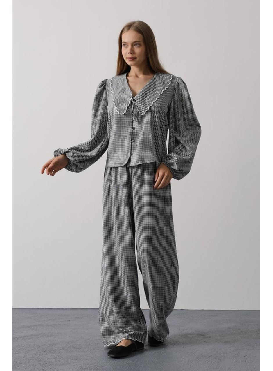 İşlemeli Bebe Yakalı Pantolon Takım - Siyah