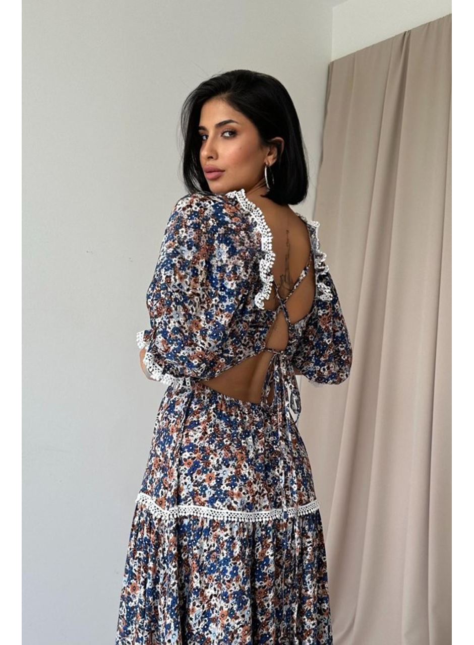 Desenli Sırtı Dekolteli Brode Elbise