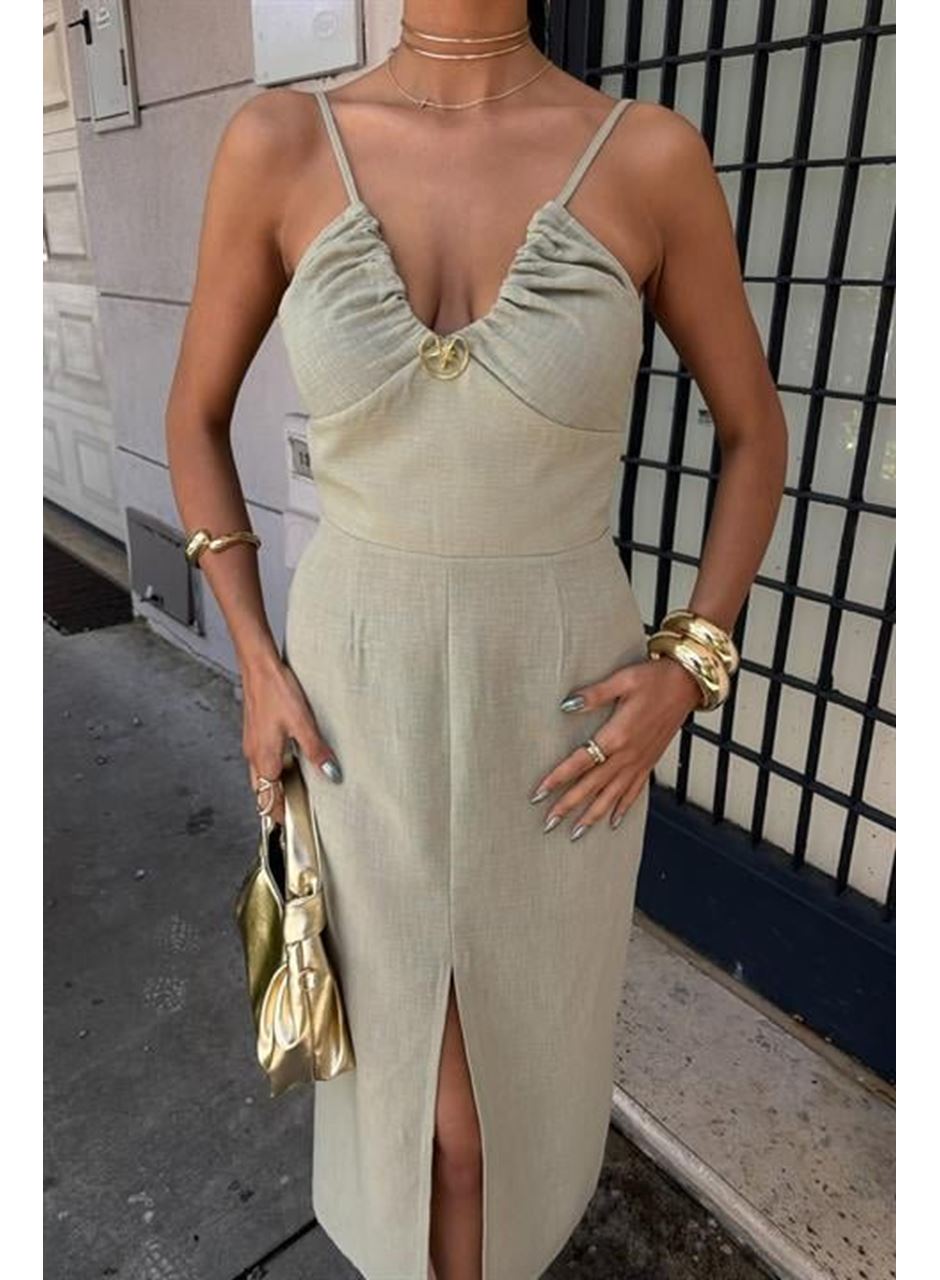 Göğsü Aksesuarlı Önü Yırtmaçlı Elbise 2899