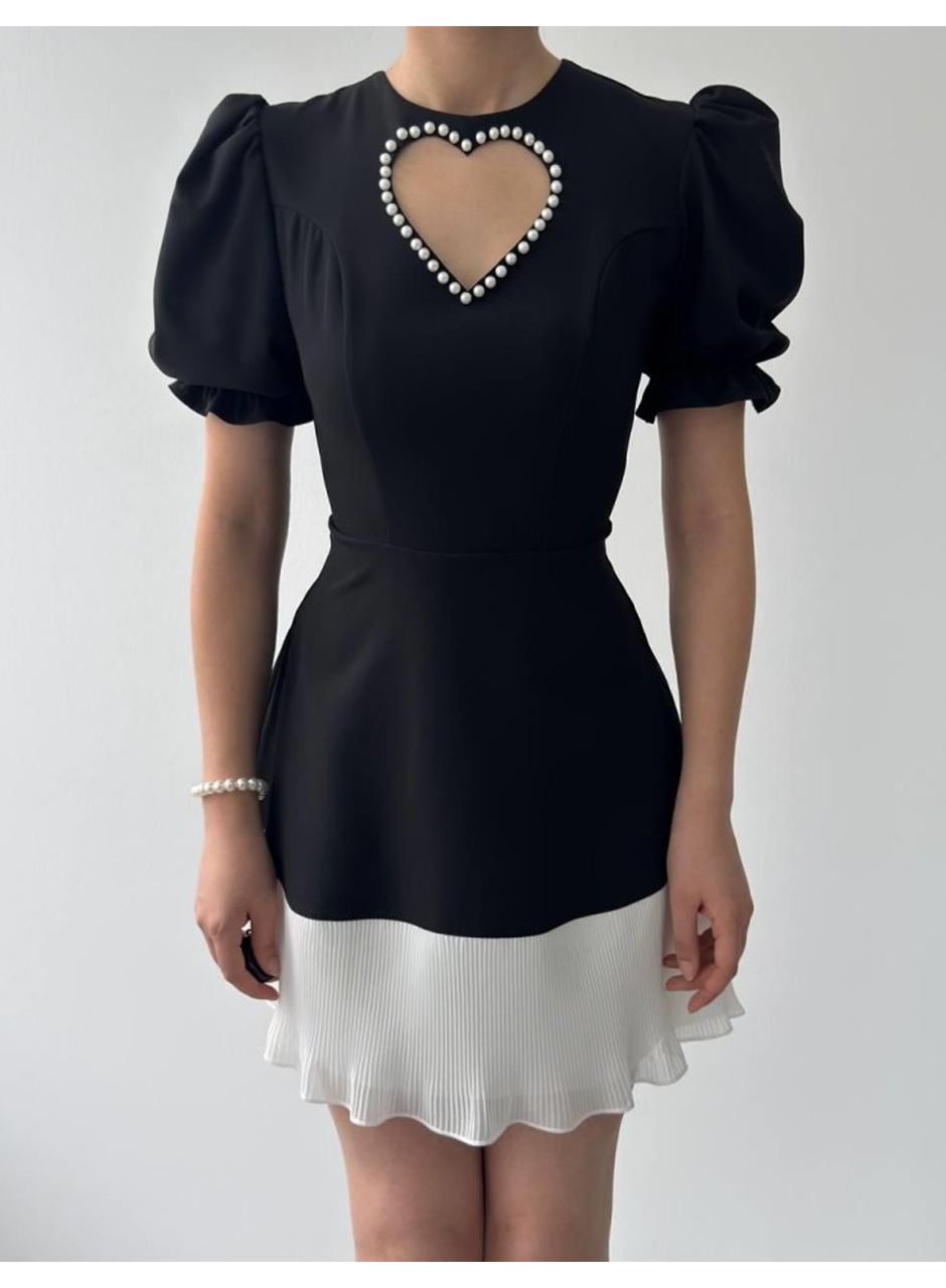 Safe Kalp Detaylı Elbise